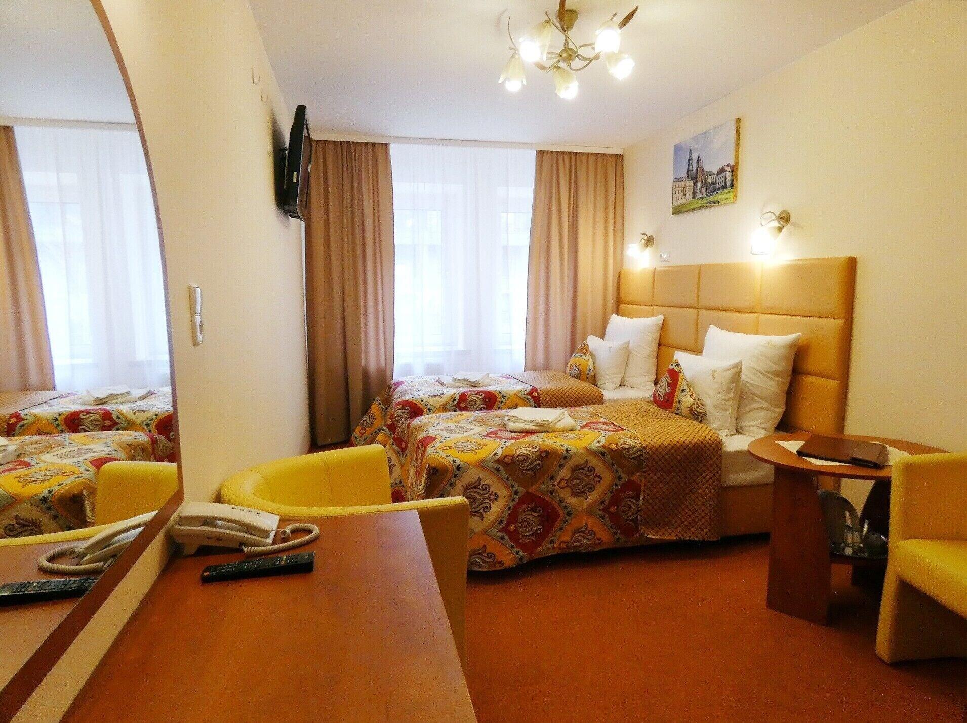 Aparthotel Adler Krakow Exterior photo